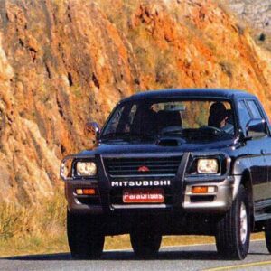 Parabrisas Mitsubishi L200 1998–2006 (con/sin antena) – PSAS